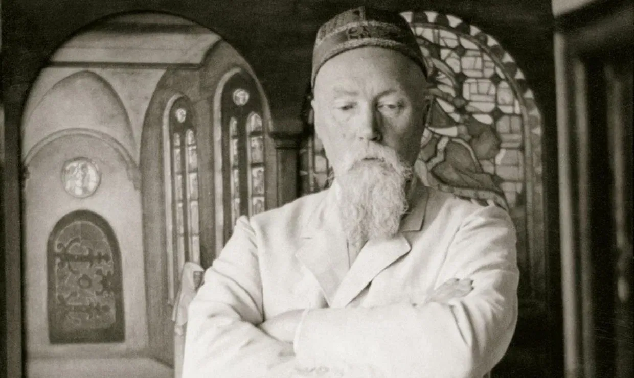 Nikolay Rerix Xalqaro Madaniyat Kunini qanday boshlab berdi?