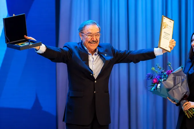 Rustam Sagdullaev Receives Award at Film Festival in Pskov