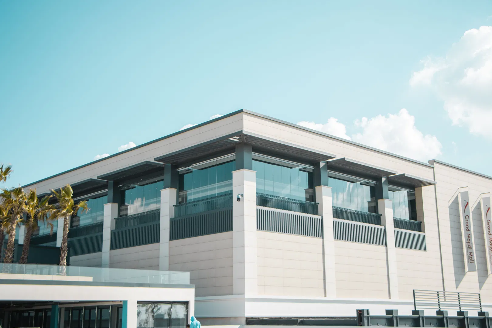 A Pretty Facade Doesn’t Make a Business