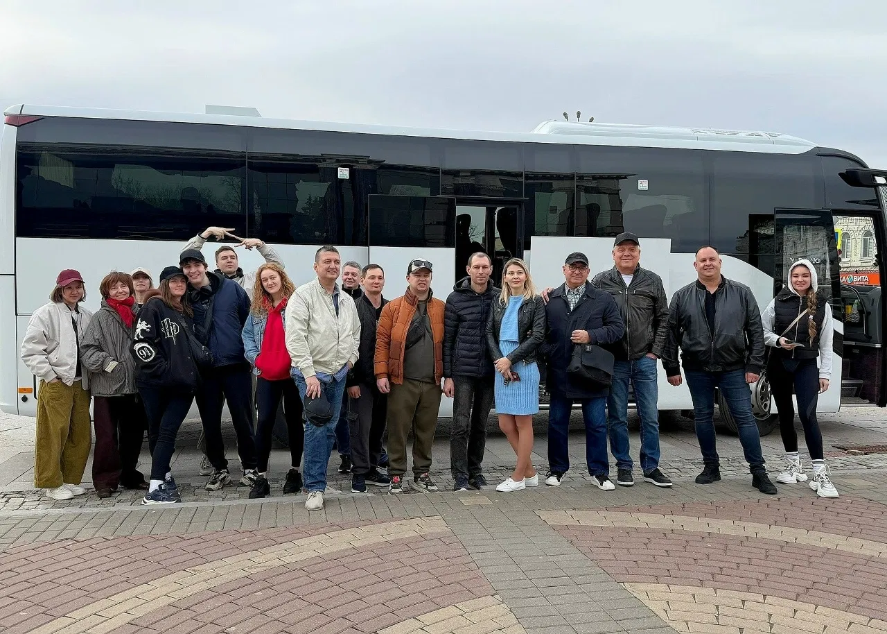 Russian Penza Drama Theatre Begins Tour in Fergana
