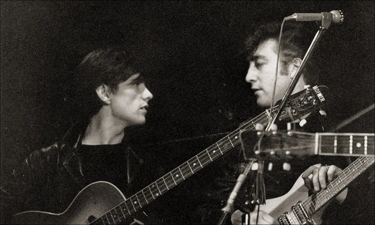 Liverpulda birinchi marta The Beatlesning birinchi baschisining yashirin shedevrlari namoyish etiladi