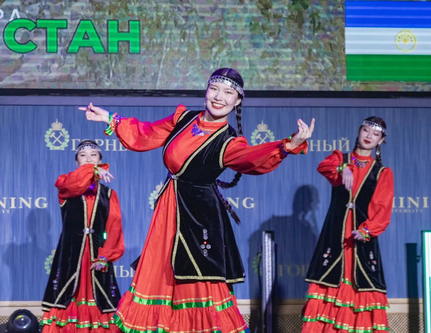 Узбекистан принял участие на фестивале «Встреча культур»