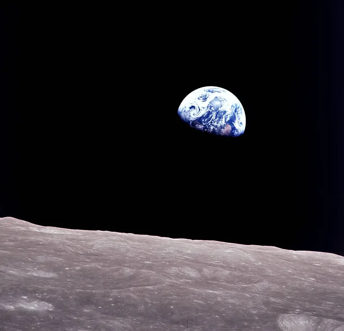 Photo of the day: Earthrise