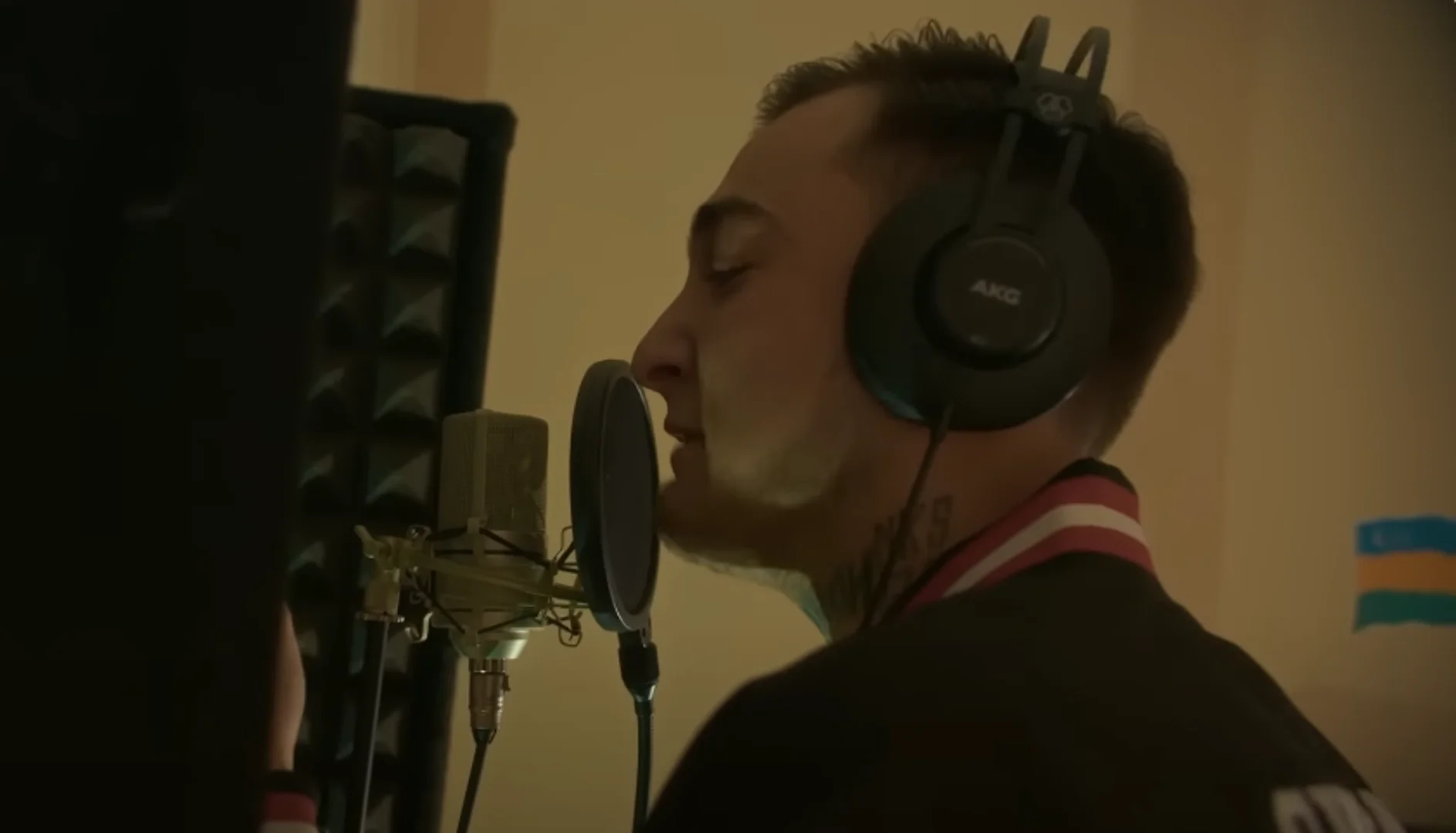 «Crazy B, мы из Каракалпакстана»: дастан о каракалпакской рэп-сцене — вы слушаете, мы зачитываем