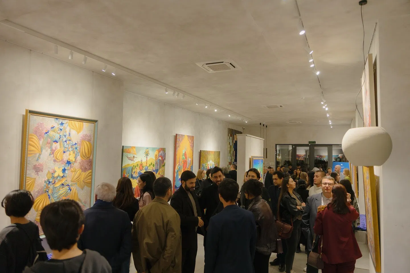 Regeneration Art Galleryda Olim Rahmatullayevning «One More Life» ko‘rgazmasi ochildi