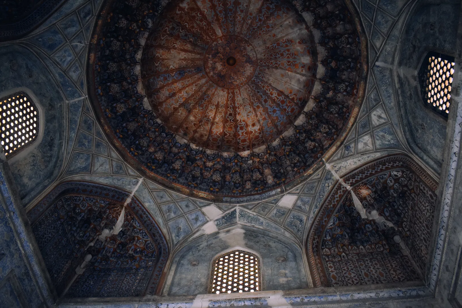 Между классикой и постмодерном: искусство исламского мира