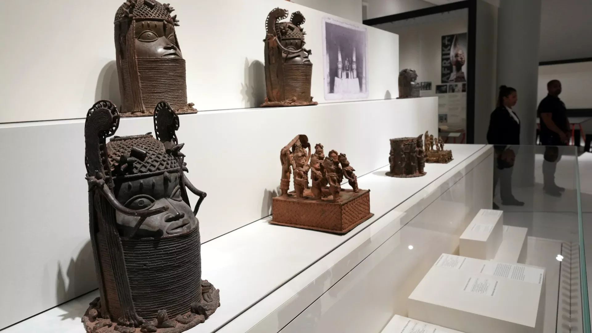 The Netherlands is returning 119 bronze artifacts from Benin to Nigeria — the largest return to date