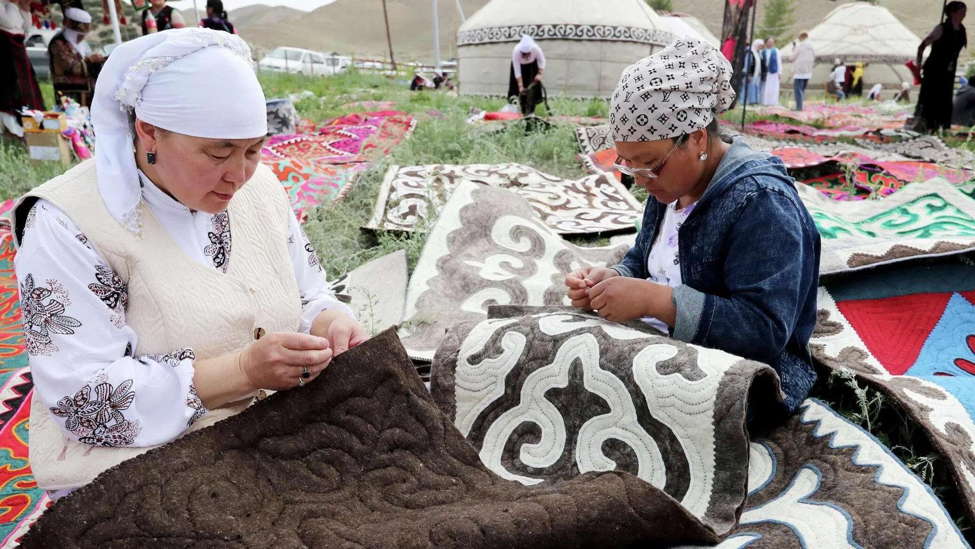 The Kyrgyz Shyrdak Craft Festival will take place in Kyrgyzstan