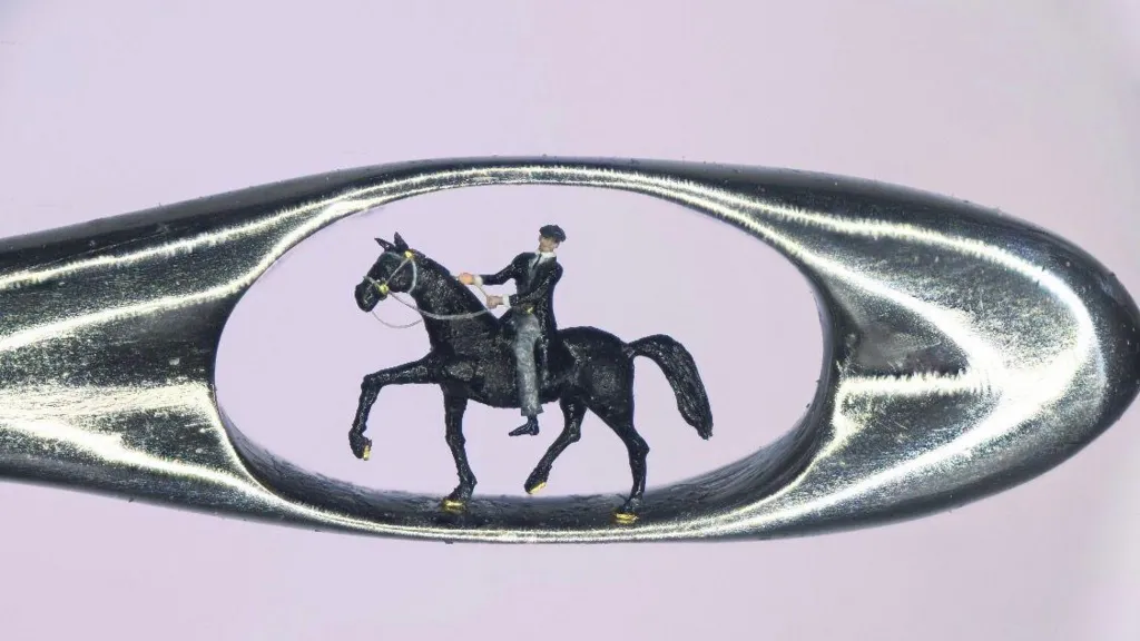 Images of William Shakespeare and Tommy Shelby in micro-sculptures by the British artist