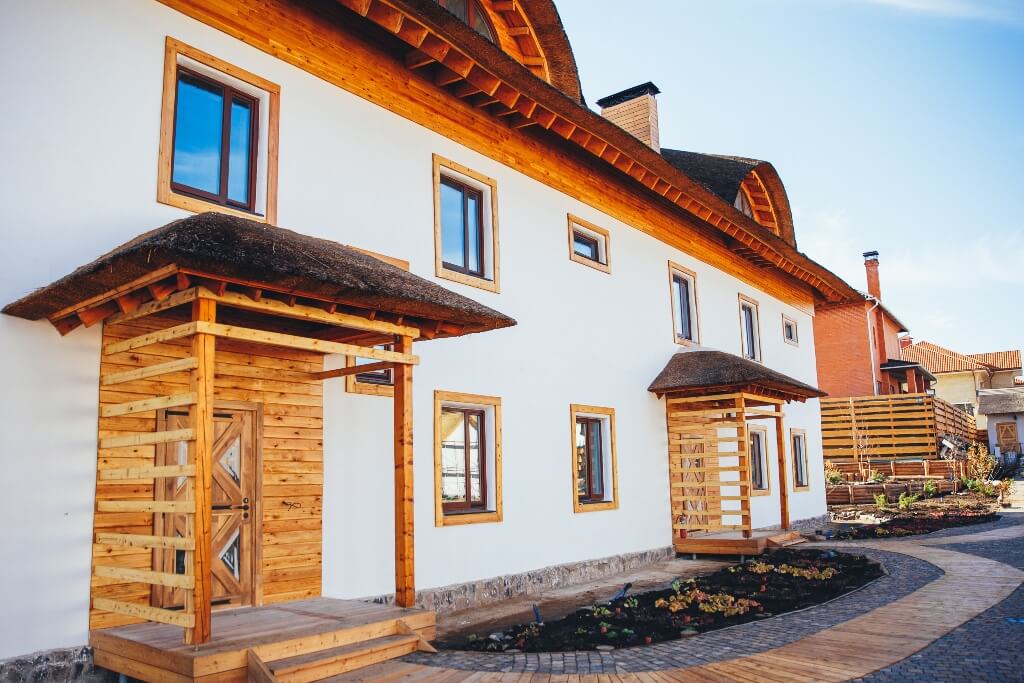 ERGODOM, Алматы. Объект получил 100 баллов и уровень Platinum по OMIR, а также оценку BREEAM 72,8%.