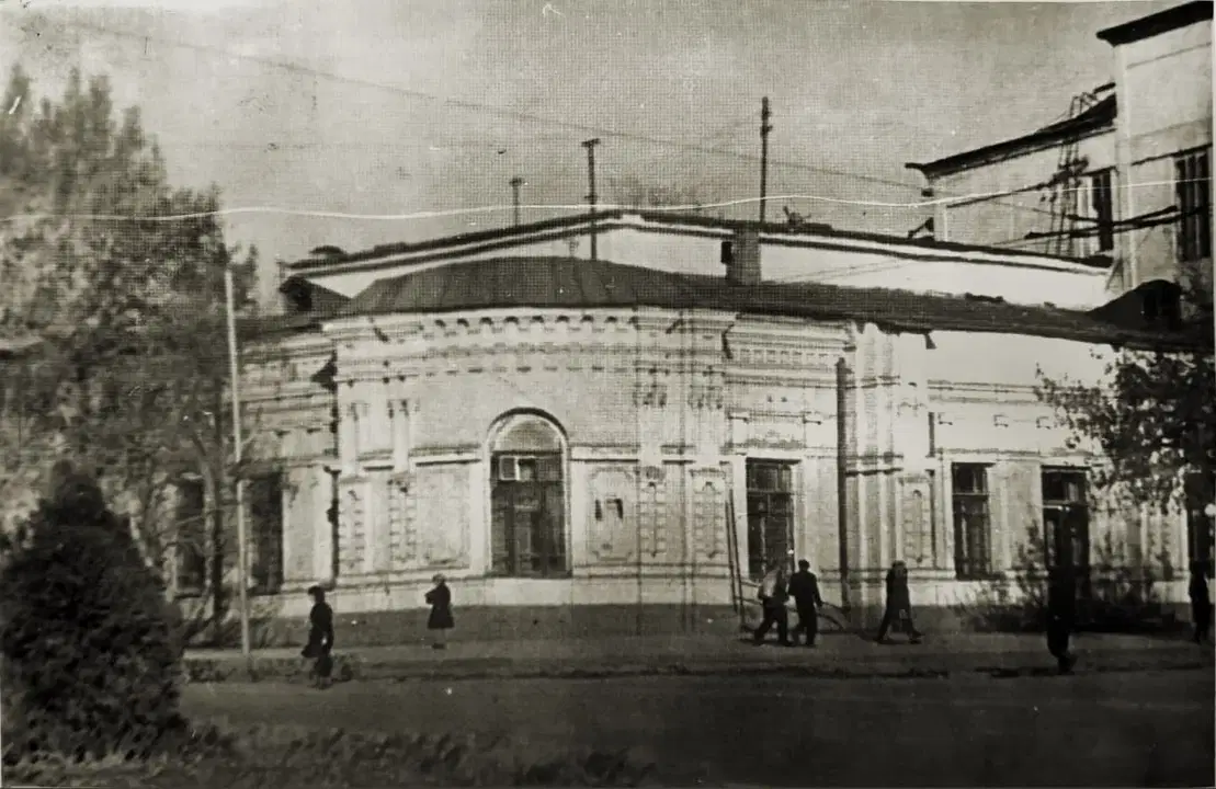 Дом Филатова