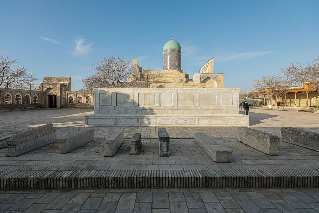 The Mausoleum of Khasym Sheikh