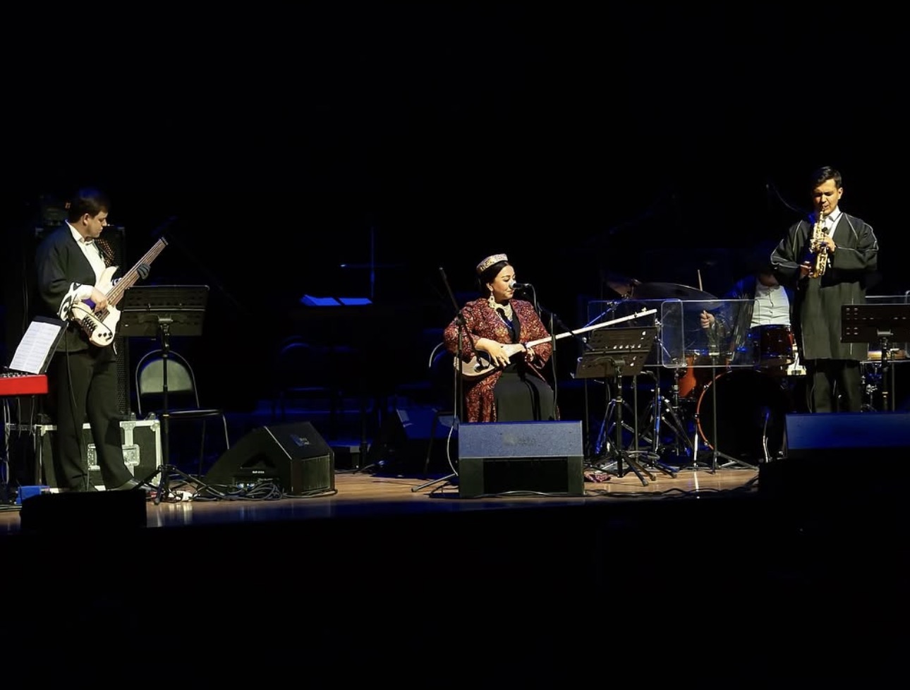 IlkhomJazzClub: открытие сезона — Jazzirama