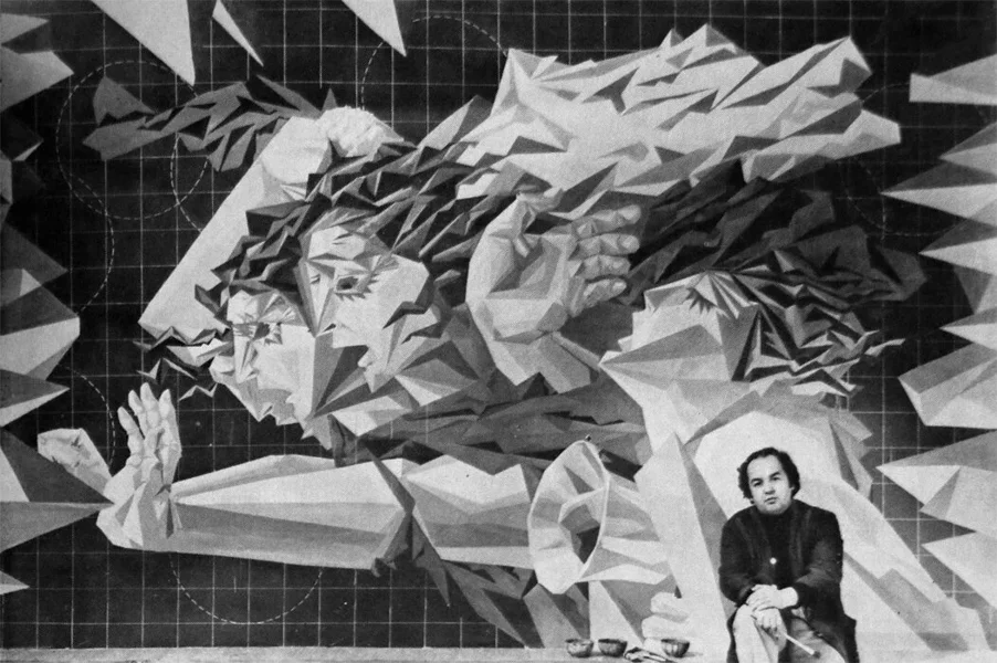 Автор фото неизвестен. 1983 г. Художник Баходир Джалалов во время работы над росписью «Посланники вечности» в Доме кино.
