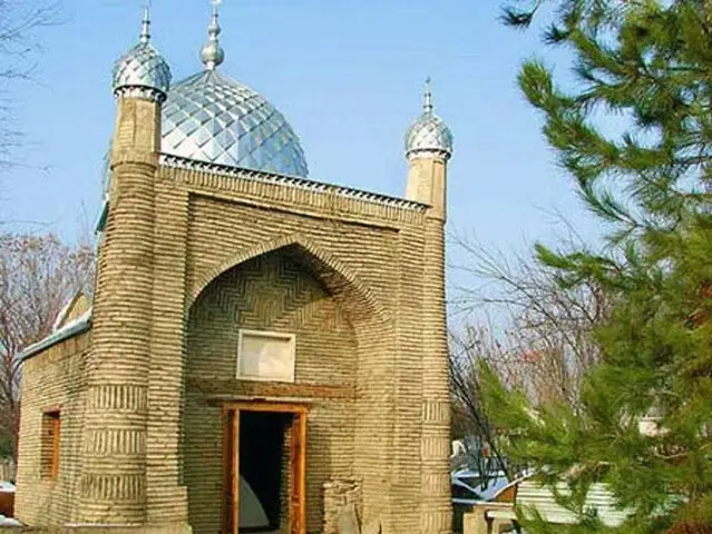 Chobon-ota maqbarasi