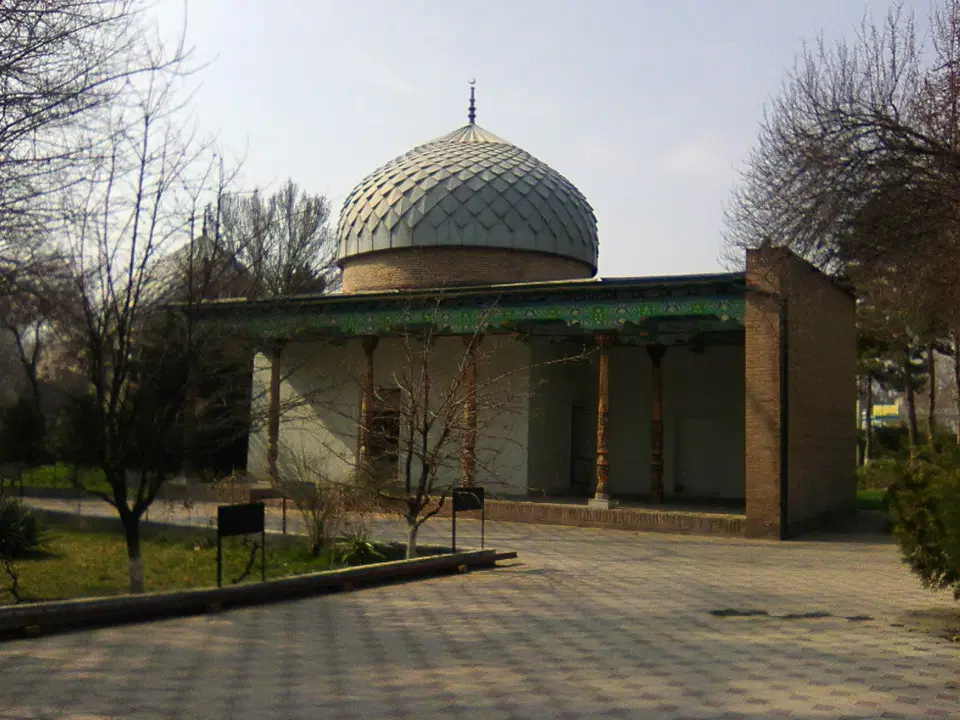 Ishon Xayrobod masjidi