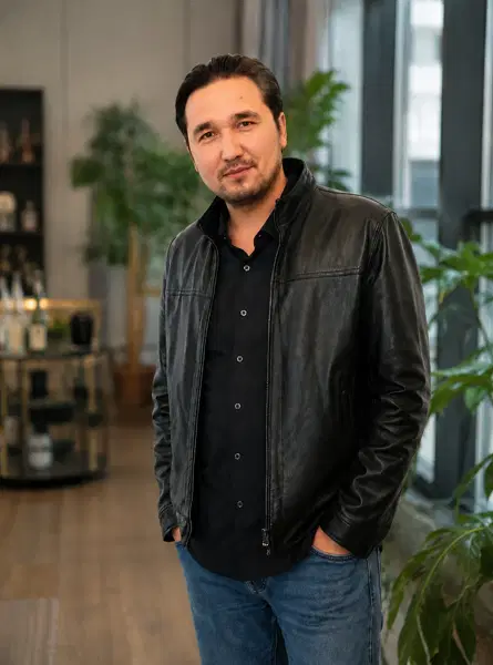 Портрет Erlan Espenbetov